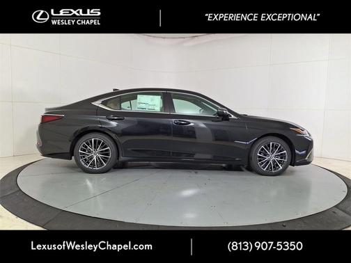 2025 Lexus ES 350 Base