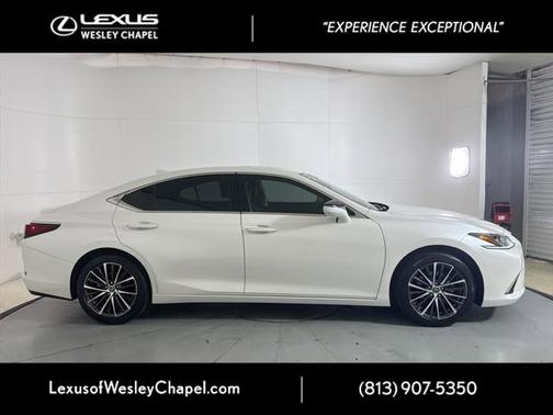 2024 Lexus ES 350 Premium