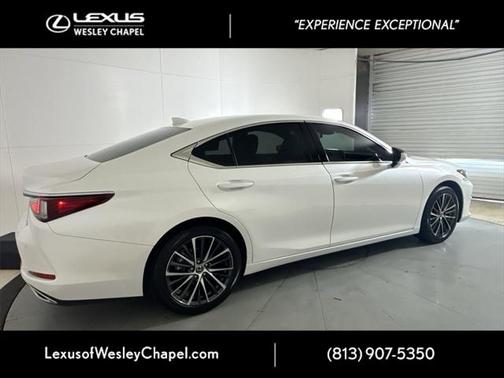 2024 Lexus ES 350 Premium