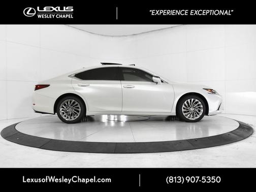 2025 Lexus ES 350 Ultra Luxury