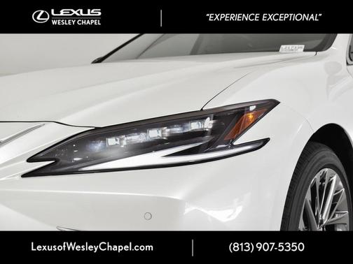 2025 Lexus ES 350 Ultra Luxury