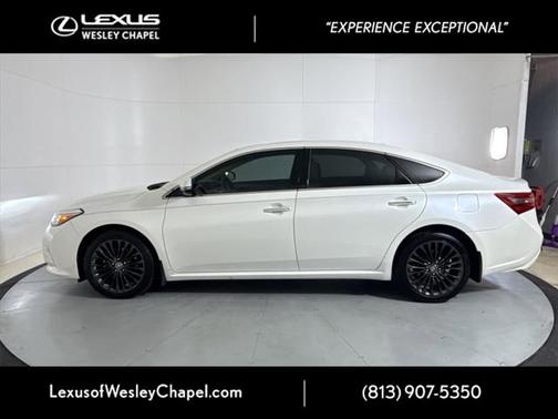 2017 Toyota Avalon Touring