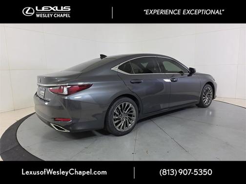 2024 Lexus ES 350 Luxury