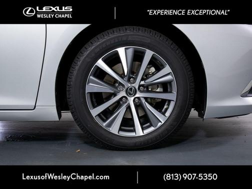 Silver Lining Metallic 2020 Lexus ES 350 Base