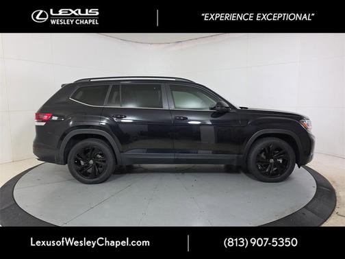 2023 Volkswagen Atlas 2.0T SE w/Technology