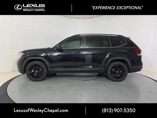 2023 Volkswagen Atlas 2.0T SE w/Technology