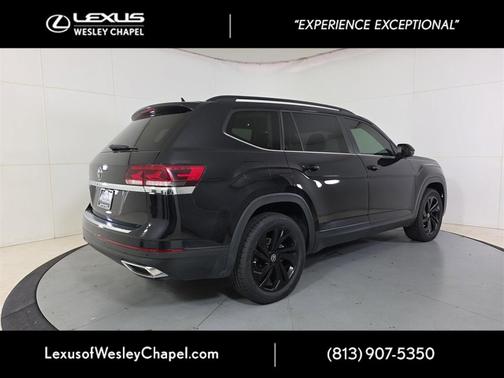 2023 Volkswagen Atlas 2.0T SE w/Technology