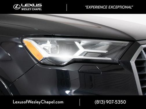 Orca Black Metallic 2021 Audi Q7 55 Premium Plus