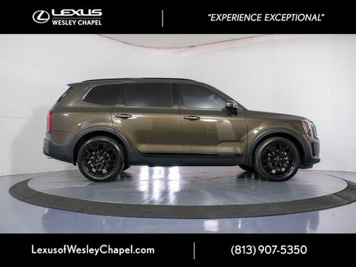 Dark Moss 2022 Kia Telluride EX
