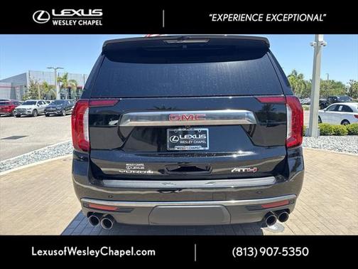 2024 GMC Yukon 4WD AT4
