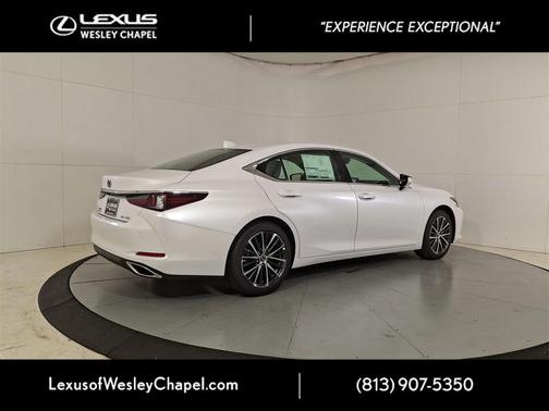 2025 Lexus ES 350 Base
