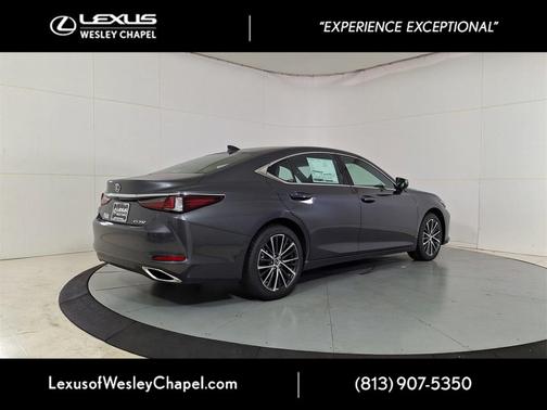 2025 Lexus ES 350 Base