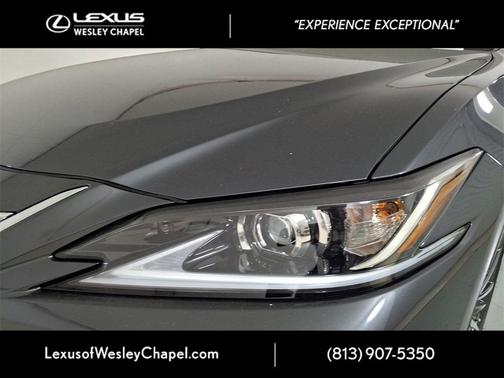 2025 Lexus ES 350 Base