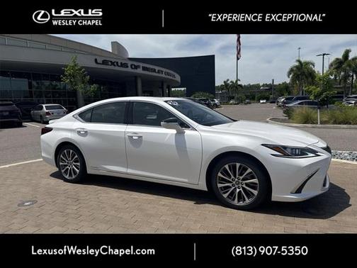 2020 Lexus ES 300h Premium
