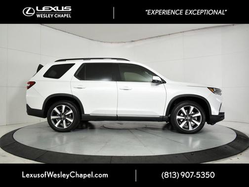 2024 Honda Pilot Touring 8-Passenger