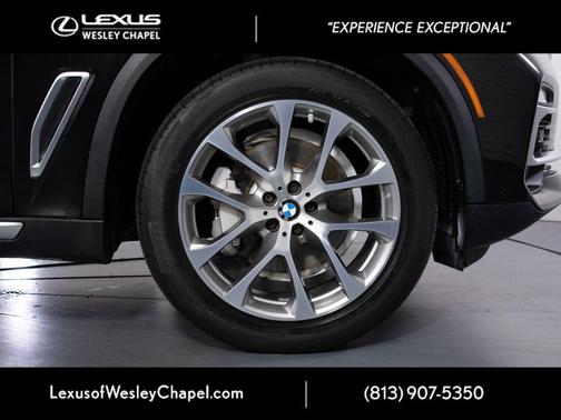 Black Sapphire Metallic 2019 BMW X5 xDrive40i