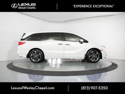 Platinum White Pearl 2021 Honda Odyssey Elite