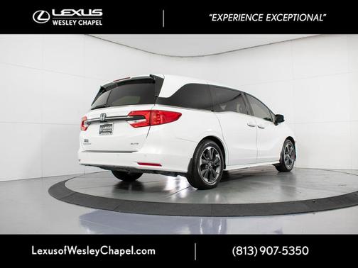 Platinum White Pearl 2021 Honda Odyssey Elite