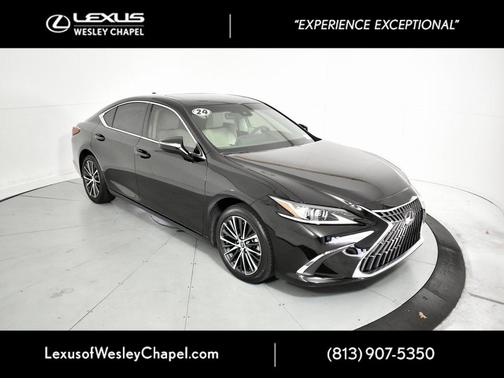 2024 Lexus ES 250 Base