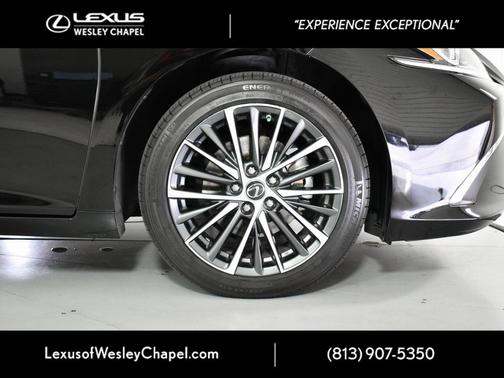 2024 Lexus ES 250 Base