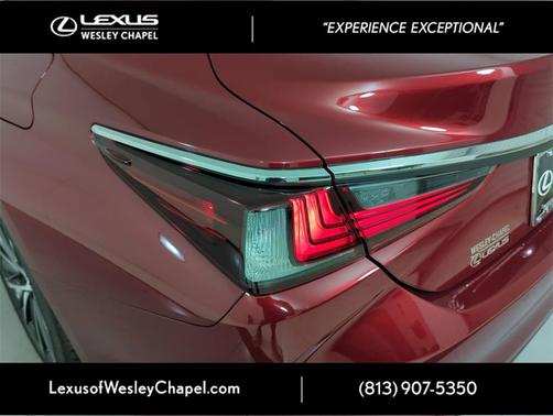 2025 Lexus ES 350 Base