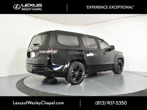 2023 Jeep Grand Wagoneer Obsidian 4x4