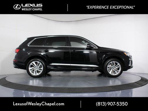 Night Black 2020 Audi Q7 45 Premium