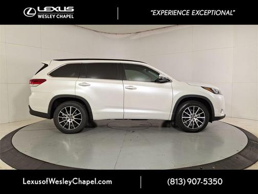 2018 Toyota Highlander SE