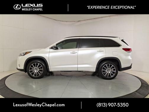 2018 Toyota Highlander SE