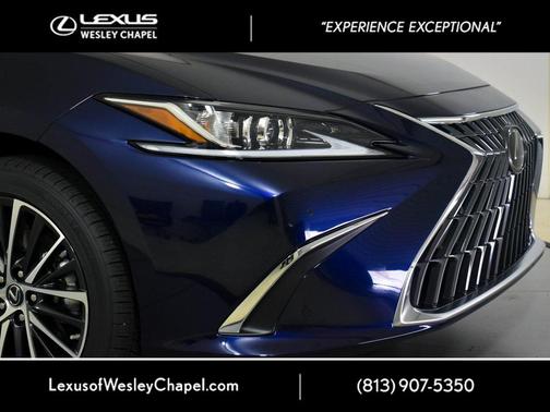 2025 Lexus ES 350 Base