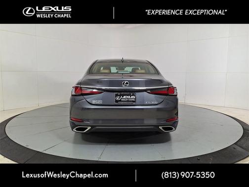 2025 Lexus ES 350 Base