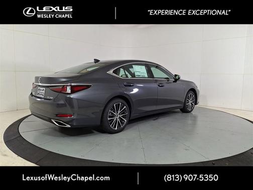 2025 Lexus ES 350 Base