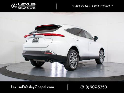 Wind Chill Pearl 2024 Toyota Venza Limited