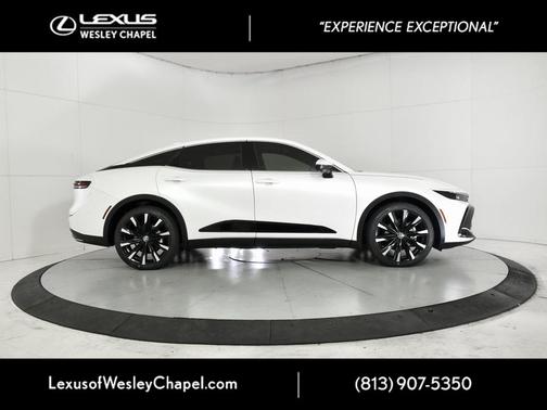 2023 Toyota Crown Platinum