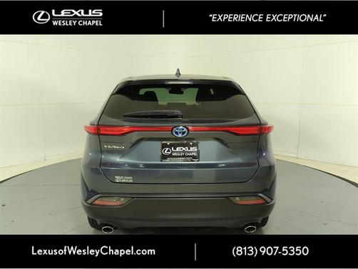 2023 Toyota Venza LE