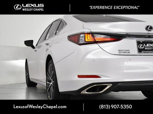 2025 Lexus ES 350 Base