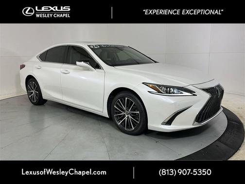 2024 Lexus ES 250 Base