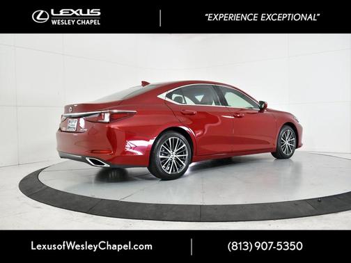 2025 Lexus ES 350 Base