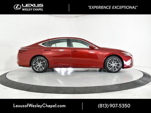 2025 Lexus ES 350 Base