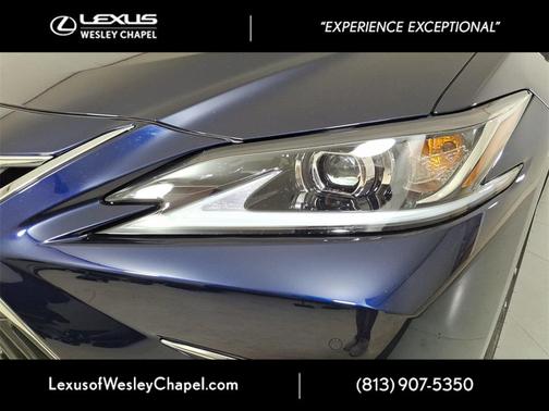 2025 Lexus ES 350 Base