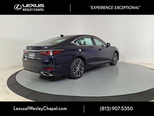 2025 Lexus ES 350 Base