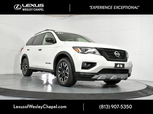 2019 Nissan Pathfinder SV