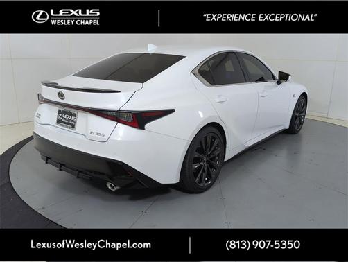 2022 Lexus IS 350 Base