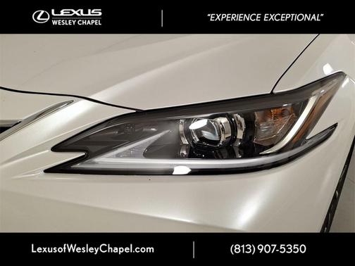 2025 Lexus ES 350 Base