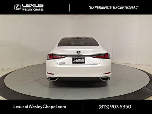 2025 Lexus ES 350 Base