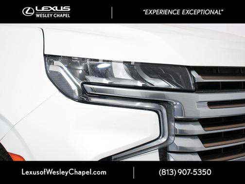 Iridescent Pearl Tricoat 2022 Chevrolet Suburban 4WD High Country