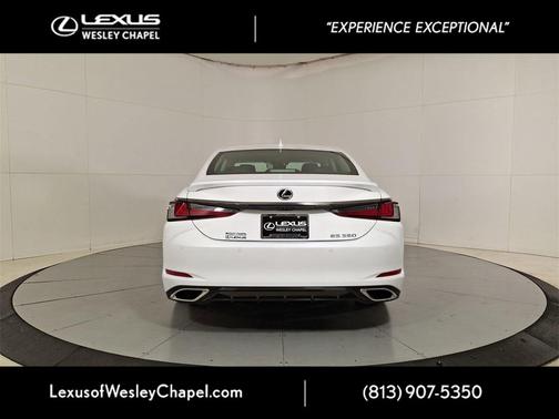 2025 Lexus ES 350 Base