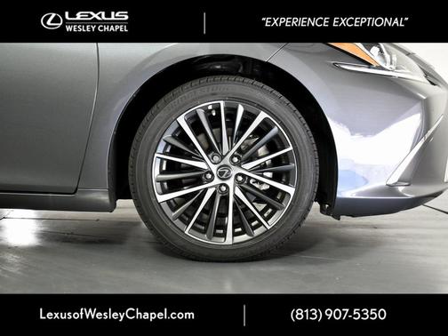 2025 Lexus ES 350 Premium