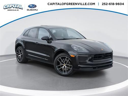 2023 Porsche Macan Base