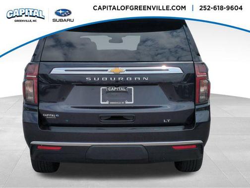 2023 Chevrolet Suburban LT